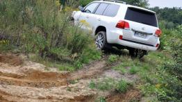 Toyota Land Cruiser V8 - doświadczenie to nie wszystko