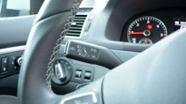 Volkswagen Cross Touran - z rodziną za miasto