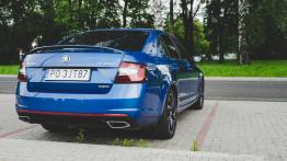 Skoda Octavia RS. To auto nie skręca zbyt mocno