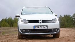 Volkswagen Cross Touran - z rodziną za miasto