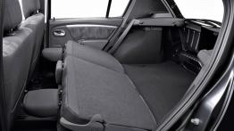 Dacia Sandero - tylna kanapa złożona, widok z boku