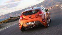 Hyundai Veloster Turbo - widok z tyłu