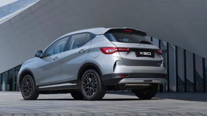 Jetour X50 debiutuje w Polsce. Nowy SUV wchodzi do gry