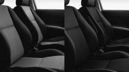 Toyota Corolla Verso - widok ogólny wnętrza z przodu