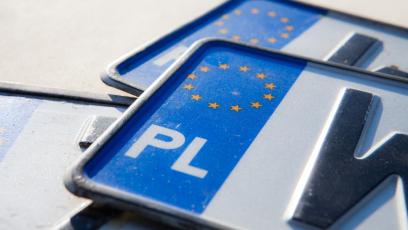 Rewolucyjne zmiany w rejestracji pojazdów. Prezydent Karol Nawrocki podpisał długo oczekiwaną nowelizację przepisów