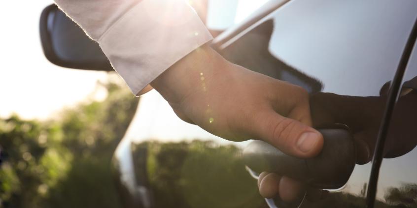 Wypożyczalnia może dostać 30 tys. zł kary. Wystarczy wynająć auto niewłaściwej osobie