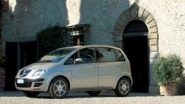 Lancia Musa - lewy bok