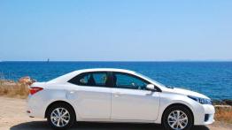 Nowa Corolla - cichy zabójca Avensisa