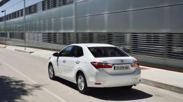 Nowa Corolla - cichy zabójca Avensisa