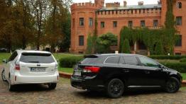 Toyota dla flot oraz nowe wersje Avensisa i Priusa