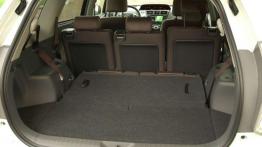 Toyota dla flot oraz nowe wersje Avensisa i Priusa