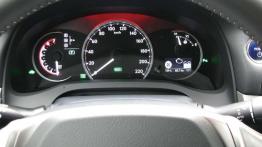 Lexus CT 200h -  Podwójna nowość
