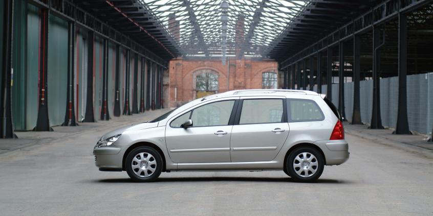 Wytrzymają przebieg 500 tys. km lub więcej. Auta do 10 tys. zł [część 3]