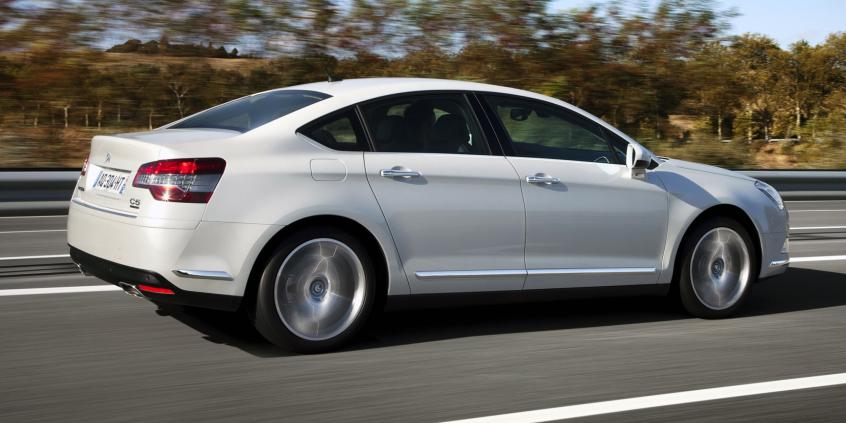 Wytrzymają przebieg 500 tys. km lub więcej. Auta do 20 tys. zł [część 7]