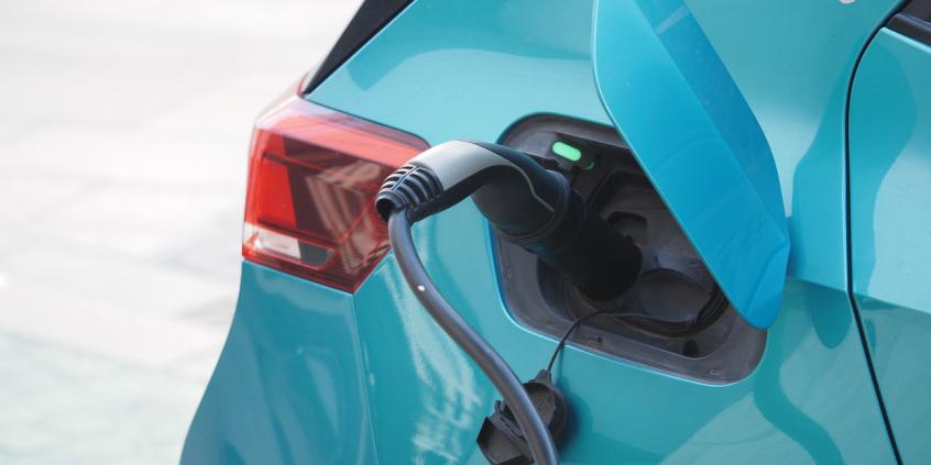 Prawie 100 proc. wzrostu w 7 miesięcy. BYD liderem hybryd plug-in w Polsce