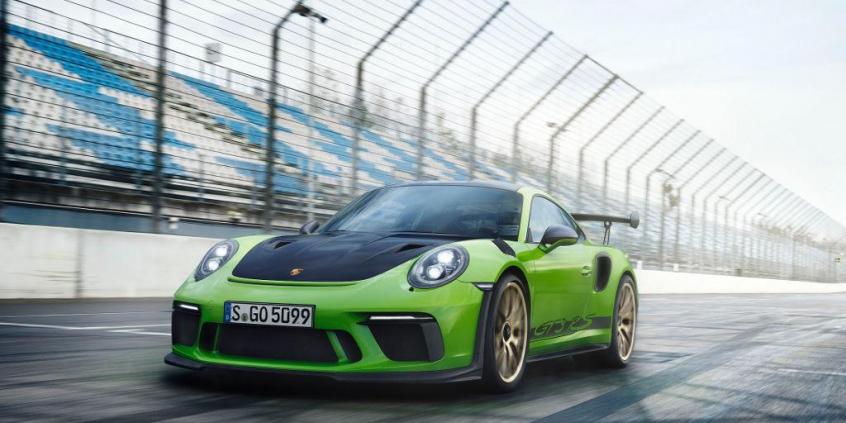Niecały milion za cywilną odmianę sportowego Porsche