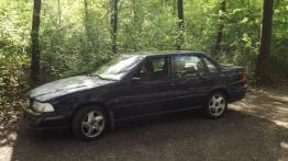 Volvo S70  Sedan - galeria społeczności - lewy bok
