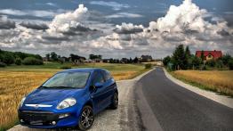 Fiat Punto Evo Hatchback 3d - galeria społeczności - widok z przodu