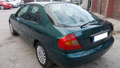 Ford Mondeo II Hatchback - galeria społeczności