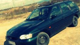 Ford Escort VII Kombi - galeria społeczności - lewy bok