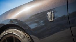 Ford Mustang Dark Horse  - emblemat boczny