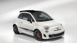 Abarth 500C - wersja amerykańska - widok z przodu
