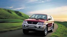Mitsubishi Pajero Sport - widok z przodu