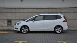 Opel Zafira Turbo – German Express