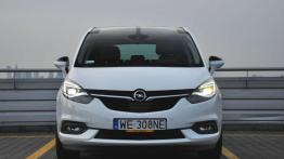 Opel Zafira Turbo – German Express