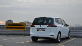 Opel Zafira Turbo – German Express