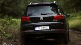 Volkswagen Tiguan Sport&Style - widok z tyłu