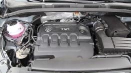 Volkswagen Sharan - techniczny retusz