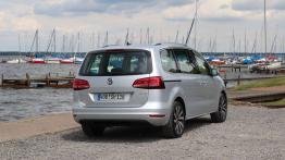 Volkswagen Sharan - techniczny retusz