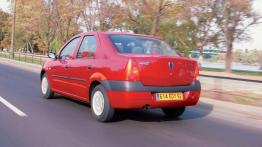 Dacia Logan kontra Fiat Albea i Skoda Fabia: sedany dla tych co liczą... każdy grosz