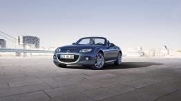 Mazda MX-5 Facelifting soft-top - widok z przodu