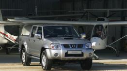 Nissan Pickup - widok z przodu