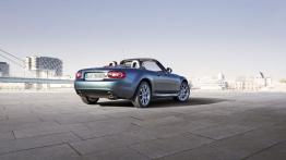 Mazda MX-5 Facelifting soft-top - widok z tyłu