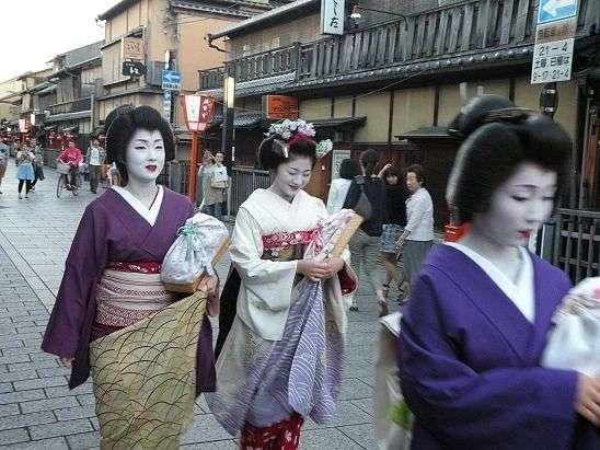 Sushi, sashimi, Toyota, Shinkansen, Fuji i boski wiatr. Motoświat część druga - Japonia