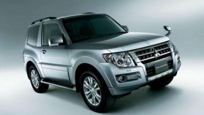 Odświeżony Mitsubishi Pajero pokazany w Japonii