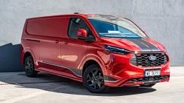 Ford Transit Custom Van L1 PHEV Sport - przód - inne ujêcie
