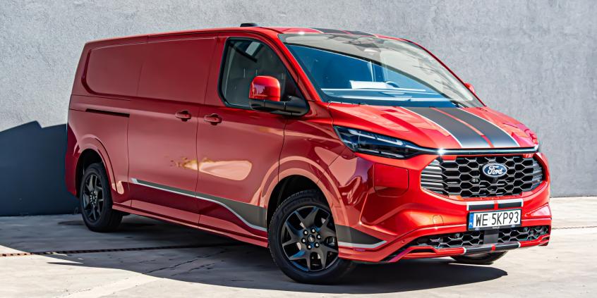 Ford Transit Custom Van L1 PHEV Sport