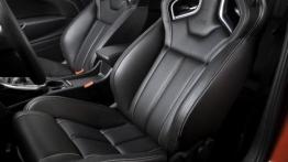 Opel Astra IV OPC - fotel kierowcy, widok z przodu