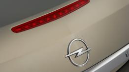 Opel Astra Twin Top OPC - emblemat