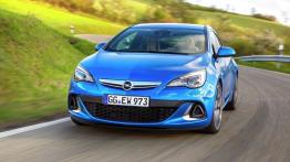 Opel Astra IV OPC - widok z przodu
