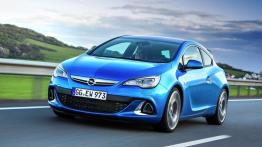 Opel Astra IV OPC - widok z przodu