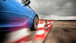 Opel Astra IV OPC - bok - inne ujęcie