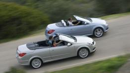 Opel Astra Twin Top OPC - widok z góry