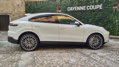 #Porsche #Cayenne #Coupe