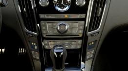 Cadillac CTS-V Coupe - konsola środkowa