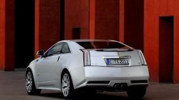 Cadillac CTS-V Coupe - tył - reflektory wyłączone
